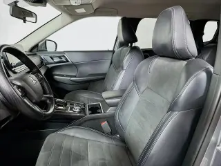 Mitsubishi Outlander 2023 SE 4dr SUV