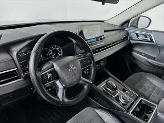 Mitsubishi Outlander 2023 SE 4dr SUV