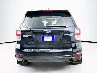 Subaru Forester 2017 AWD 2.0XT Touring 4dr Wagon