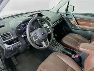 Subaru Forester 2017 AWD 2.0XT Touring 4dr Wagon