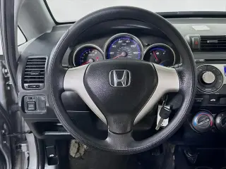 Honda Fit 2007 4dr Hatchback 5A