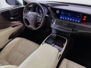 Lexus LS 500 2019 4dr Sedan