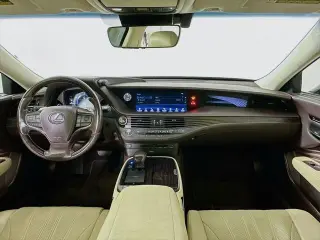 Lexus LS 500 2019 4dr Sedan