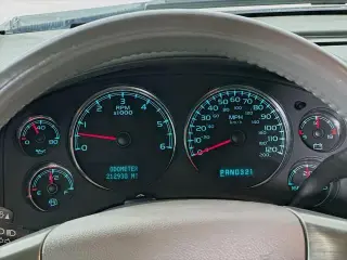 GMC Yukon XL 2007 SLT 4dr SUV w/4SB w/ SLT-2 Package