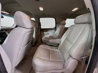 GMC Yukon XL 2007 SLT 4dr SUV w/4SB w/ SLT-2 Package