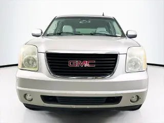 GMC Yukon XL 2007 SLT 4dr SUV w/4SB w/ SLT-2 Package