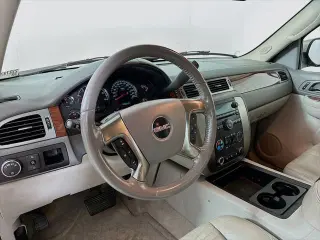 GMC Yukon XL 2007 SLT 4dr SUV w/4SB w/ SLT-2 Package