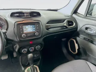 Jeep Renegade 2017 Latitude 4dr SUV