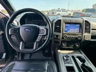 Ford Expedition 2019 4x2 XLT 4dr SUV