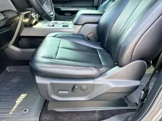 Ford Expedition 2019 4x2 XLT 4dr SUV