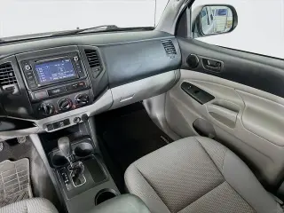 Toyota Tacoma 2014 4x2 Base 4dr Access Cab 6.1 ft SB 5M