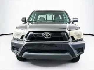 Toyota Tacoma 2014 4x2 Base 4dr Access Cab 6.1 ft SB 5M