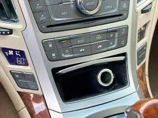 Cadillac CTS 2010 3.0L V6 Luxury 4dr Sedan