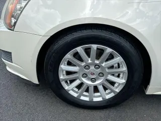 Cadillac CTS 2010 3.0L V6 Luxury 4dr Sedan