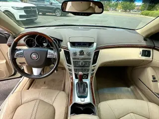 Cadillac CTS 2010 3.0L V6 Luxury 4dr Sedan