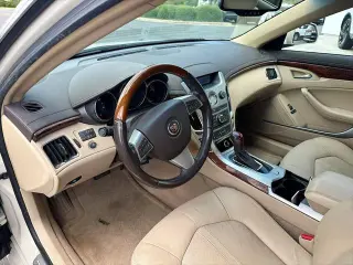 Cadillac CTS 2010 3.0L V6 Luxury 4dr Sedan