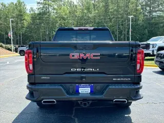 GMC Sierra 1500 2019 4x4 Denali 4dr Crew Cab 5.8 ft. SB
