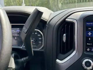 GMC Sierra 1500 2019 4x4 Denali 4dr Crew Cab 5.8 ft. SB