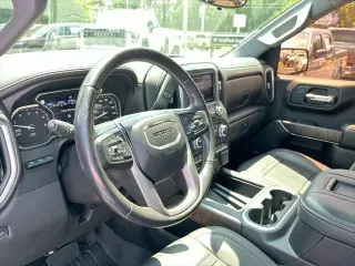 GMC Sierra 1500 2019 4x4 Denali 4dr Crew Cab 5.8 ft. SB