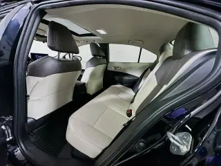 Toyota Corolla Hybrid 2024 SE 4dr Sedan