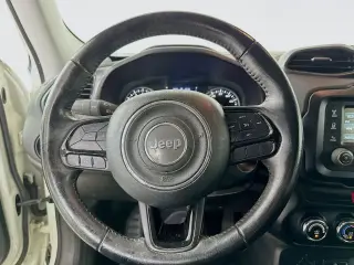 Jeep Renegade 2017 Latitude 4dr SUV