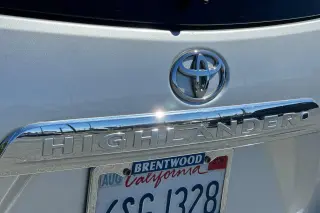 Toyota Highlander 2011 AWD SE 4dr SUV