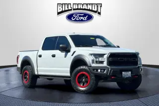 Ford F-150 2017 4x4 Raptor 4dr SuperCrew 5.5 ft. SB