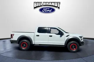 Ford F-150 2017 4x4 Raptor 4dr SuperCrew 5.5 ft. SB