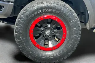 Ford F-150 2017 4x4 Raptor 4dr SuperCrew 5.5 ft. SB
