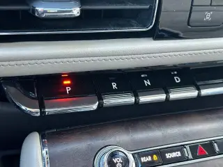 Lincoln Aviator 2021 AWD Reserve 4dr SUV