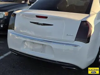 Chrysler 300 2017 Limited 4dr Sedan