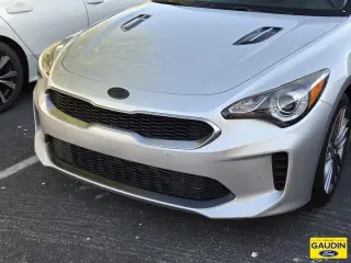 Kia Stinger 2018 4dr Sedan