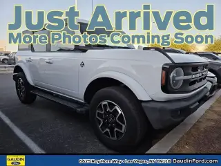 Ford Bronco 2022 4x4 Black Diamond 4dr SUV