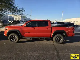 Toyota Tacoma 2018 4x2 TRD Off-Road 4dr Double Cab 5.0 ft SB