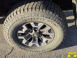 Toyota Tacoma 2018 4x2 TRD Off-Road 4dr Double Cab 5.0 ft SB