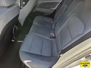Hyundai ELANTRA 2017 SE 4dr Sedan (US midyear release)