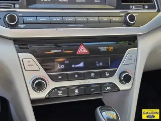Hyundai ELANTRA 2017 SE 4dr Sedan (US midyear release)