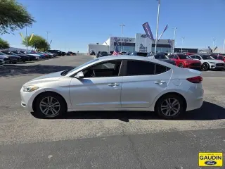Hyundai ELANTRA 2017 SE 4dr Sedan (US midyear release)
