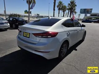 Hyundai ELANTRA 2017 SE 4dr Sedan (US midyear release)