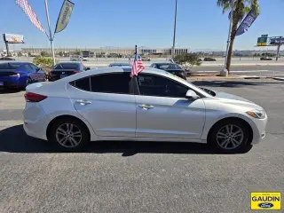 Hyundai ELANTRA 2017 SE 4dr Sedan (US midyear release)