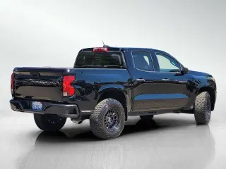 Chevrolet Colorado 2024 4x2 Work Truck 4dr Crew Cab 5 ft. SB