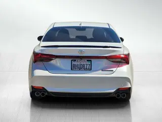Toyota Avalon 2019 XLE 4dr Sedan