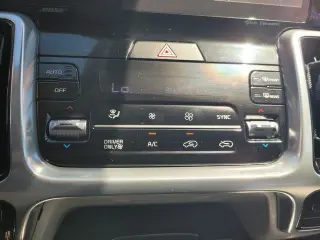 Kia Sorento Hybrid 2023 AWD SX Prestige 4dr SUV