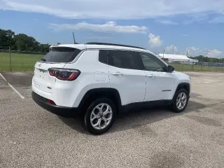 Jeep Compass 2025 4x4 Latitude 4dr SUV