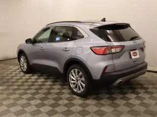 Ford Escape Hybrid 2022 AWD Titanium 4dr SUV