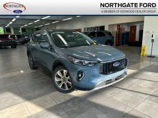 Ford Escape 2023 AWD Platinum 4dr SUV
