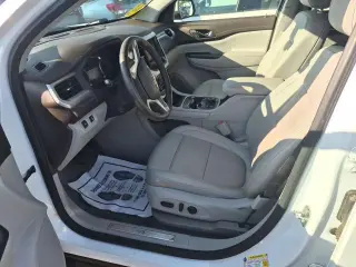 GMC Acadia 2023 4x4 SLT 4dr SUV