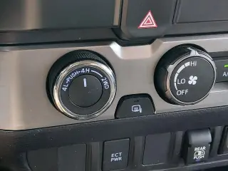 Toyota Tacoma 2019 4x4 TRD Sport 4dr Double Cab 5.0 ft SB 6M