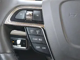 Lincoln Nautilus 2021 Reserve 4dr SUV