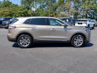 Lincoln Nautilus 2021 Reserve 4dr SUV